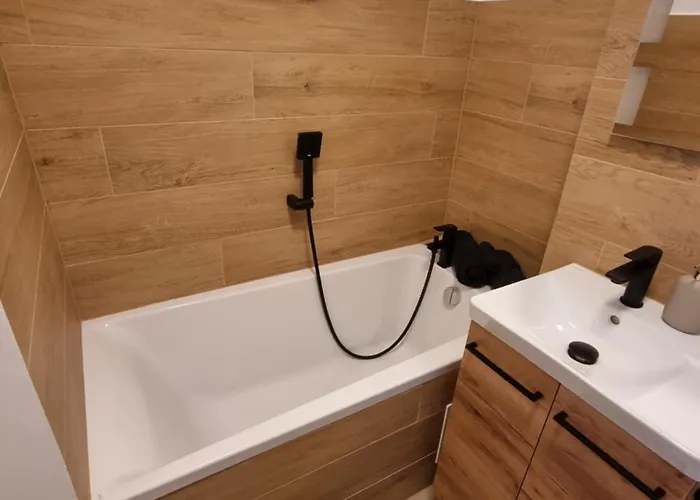 Kawalerka W Centrum Warszawy - 300 Metrów Od Pkin Apartamento