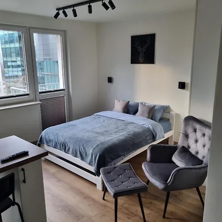 Kawalerka W Centrum Warszawy - 300 Metrow Od Pkin Self Check-in Apartment Warschau